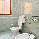 Grand - Free Parking Villa Tirana