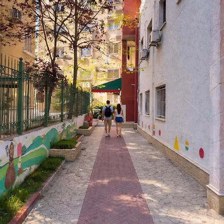 Grand - Free Parking * Tirana