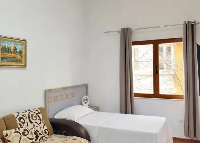 Grand - Free Parking Villa