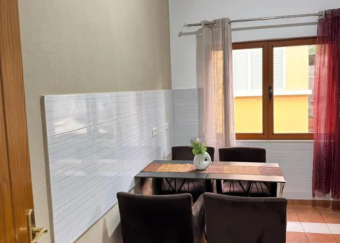 Grand - Free Parking