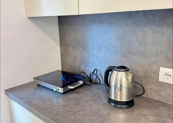 Grand - Free Parking