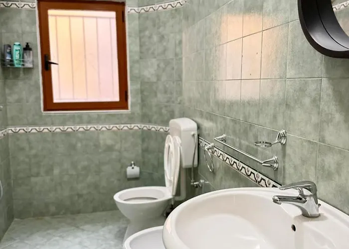 Grand - Free Parking Villa