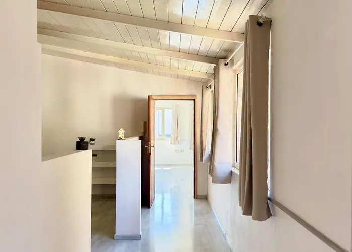 Grand - Free Parking Villa Tirana