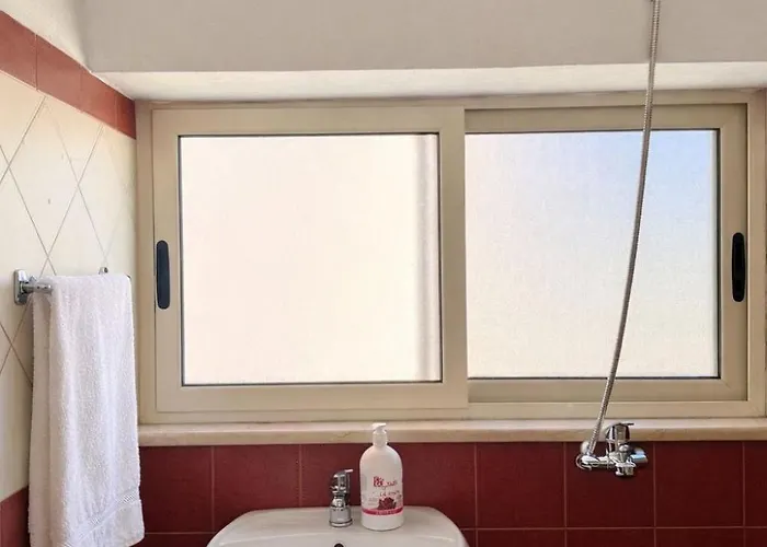 Grand - Free Parking Villa *